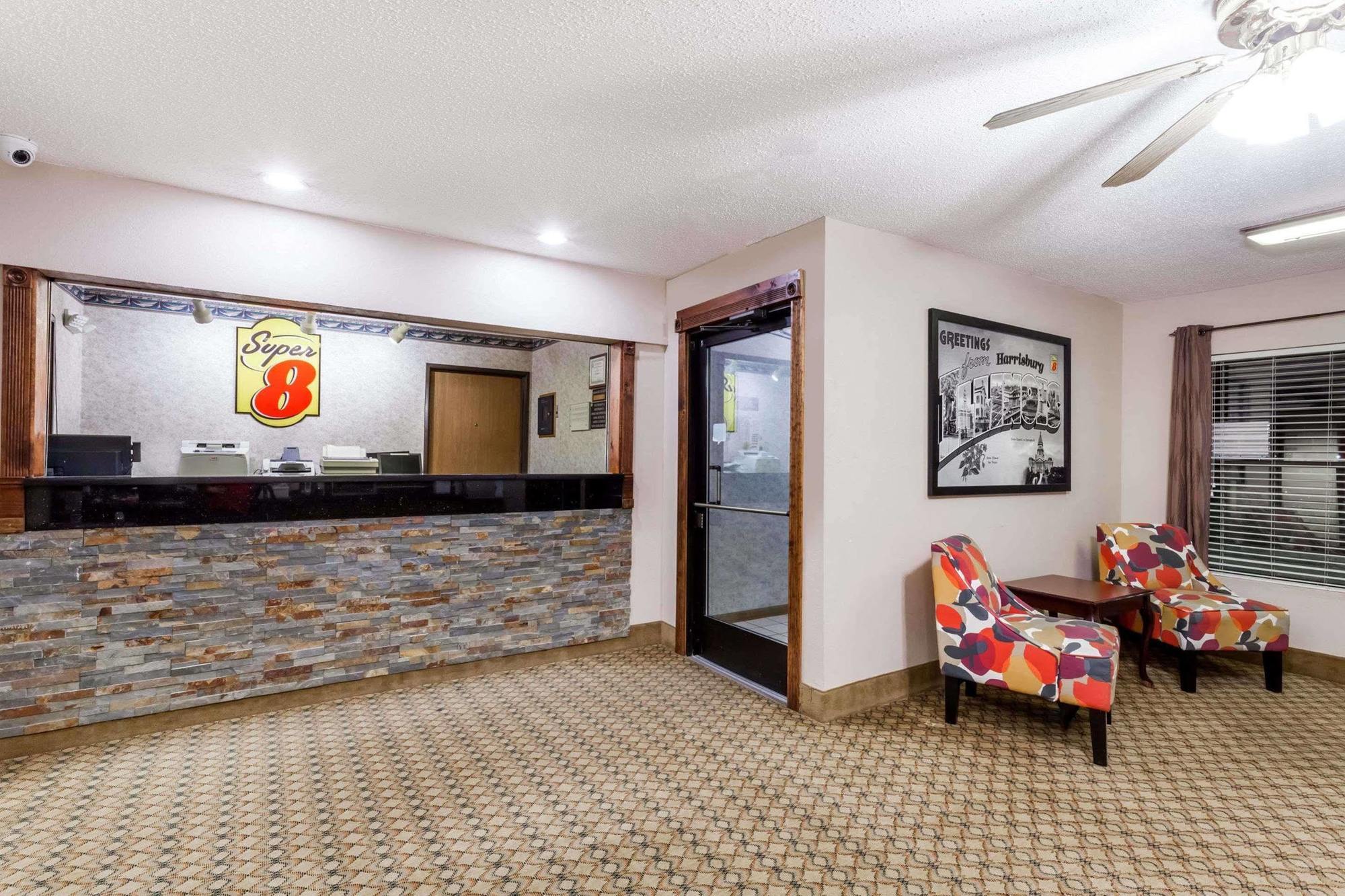 Hotel Super 8 By Wyndham Harrisburg Exterior foto